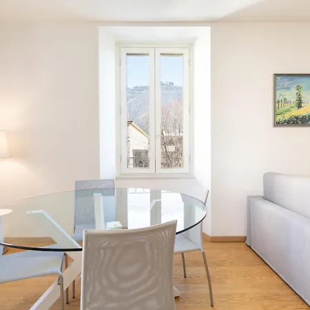 Historical Center - Free Parking And Private Terrace Apartment Como