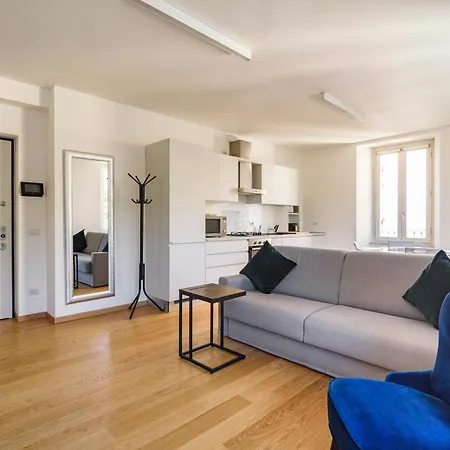 Lägenhet Historical Center - Free Parking And Private Terrace *