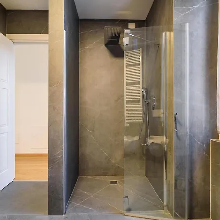 Historical Center - Free Parking And Private Terrace * Como