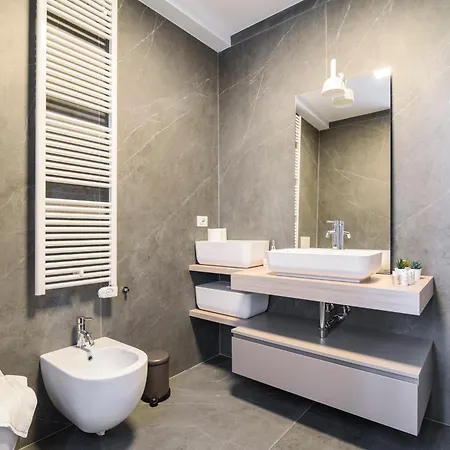 Historical Center - Free Parking And Private Terrace * Como